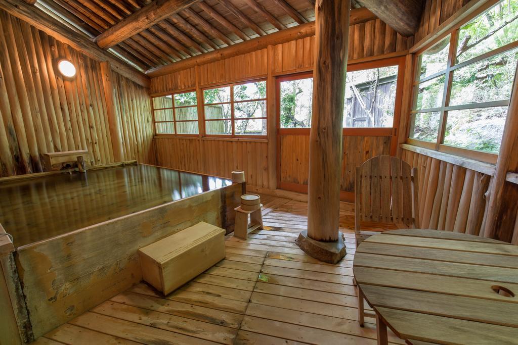 Kazeya Hotel Takayama  Bagian luar foto